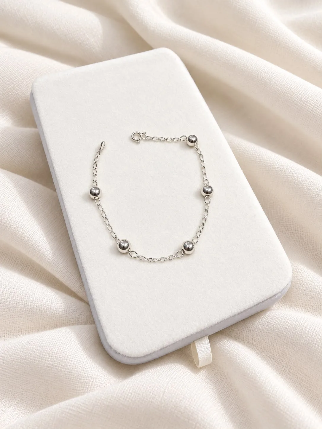 Pulsera Perlas plateadas
