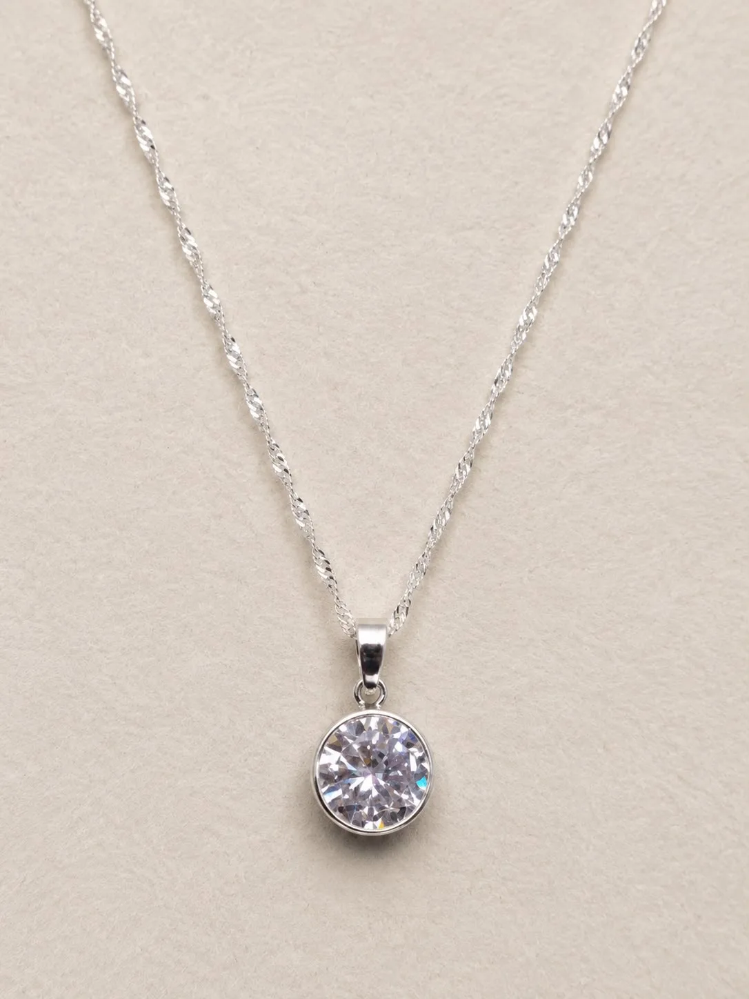 Collar Alba