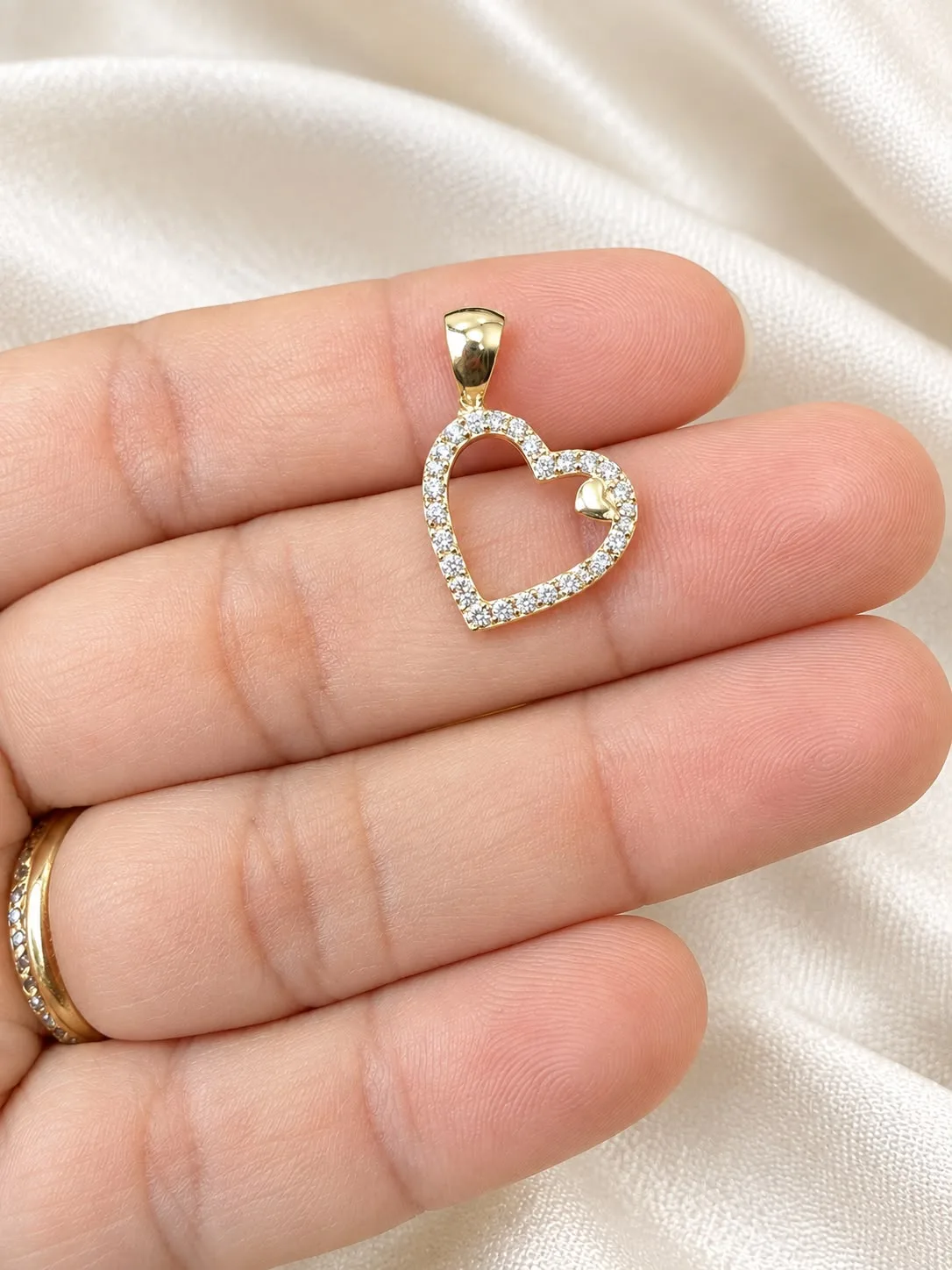 Dije corazon N8