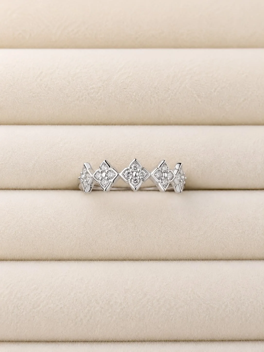 Anillo Antonella