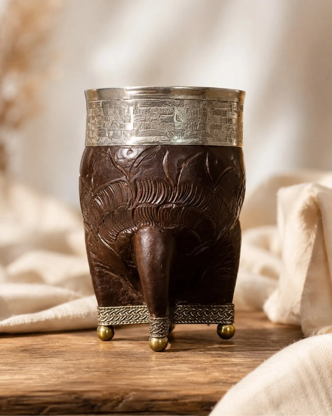 Imperial Marron repujado