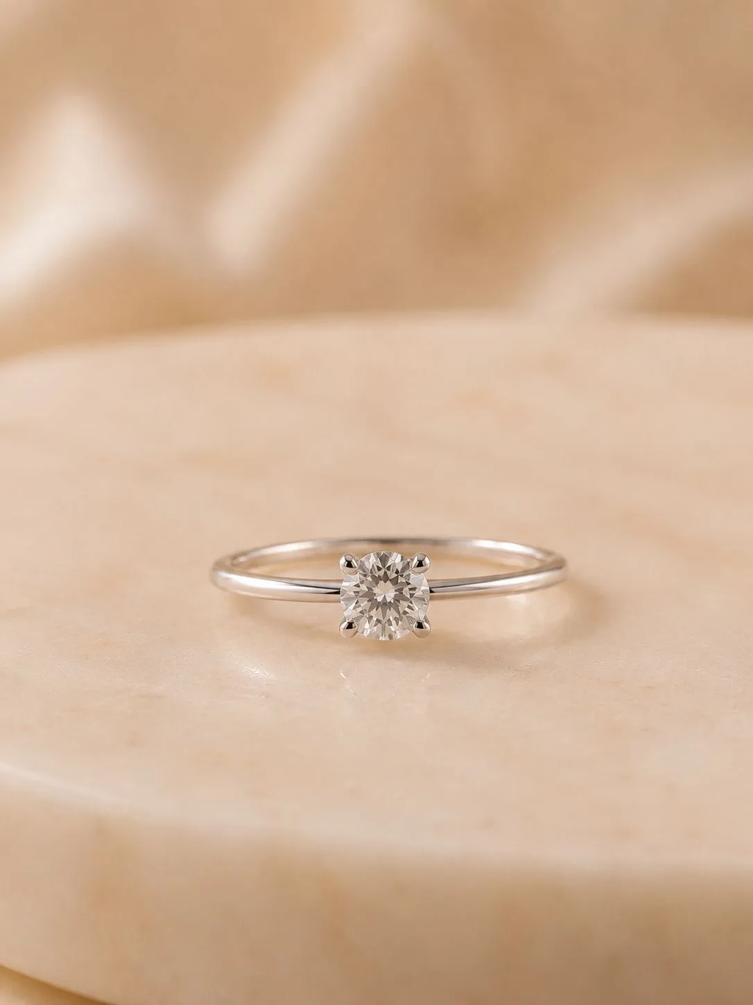 Anillo solitario Aura