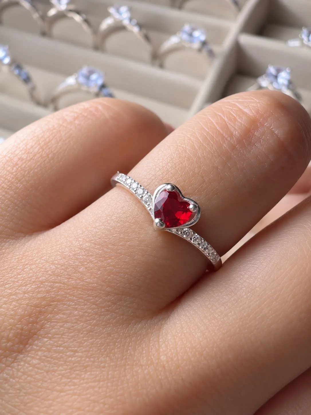 Anillo Carmesi N°13/14