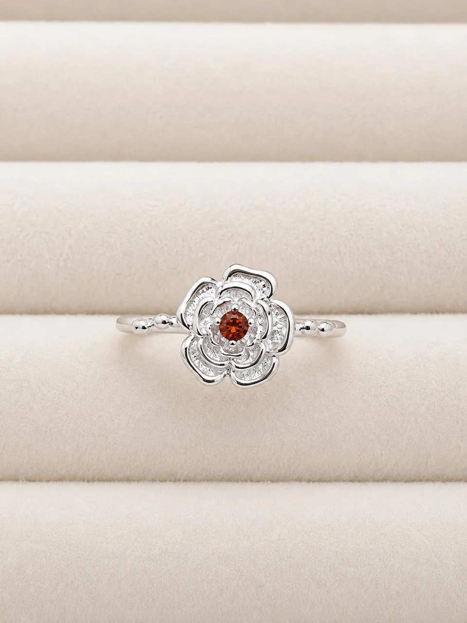 Anillo Amelia