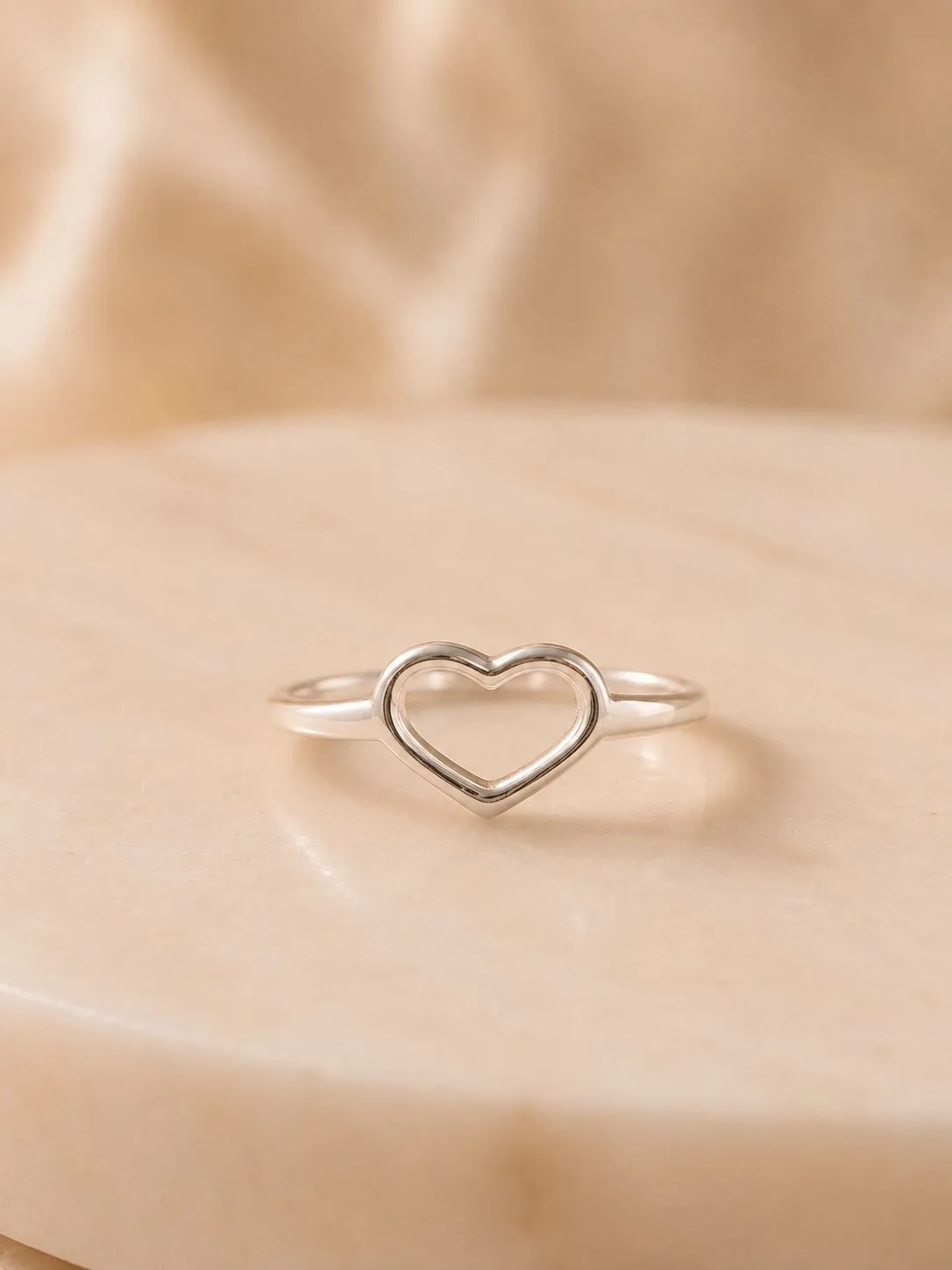 Anillo solitario Love