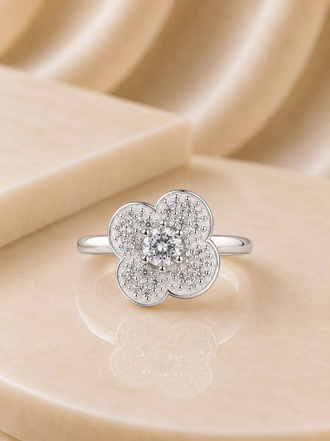 Anillo Trebol