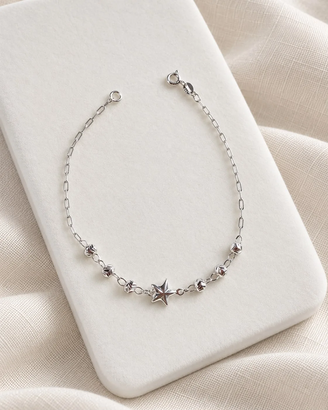 Pulsera Alioth