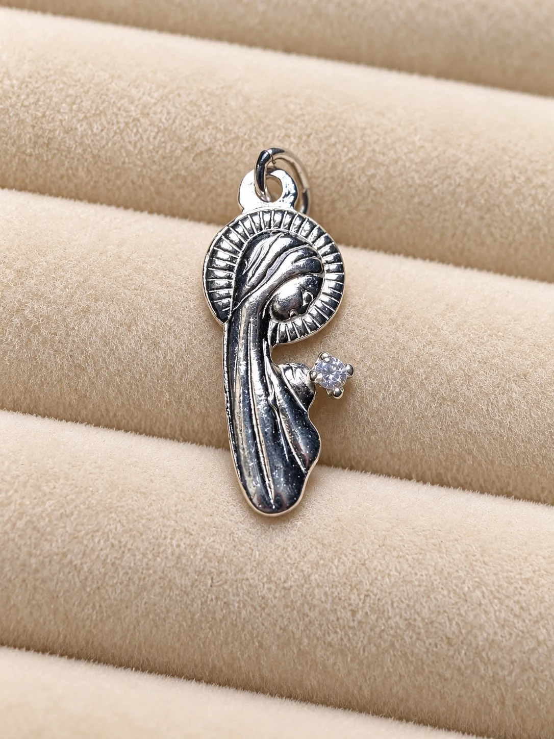 Dije virgen niña