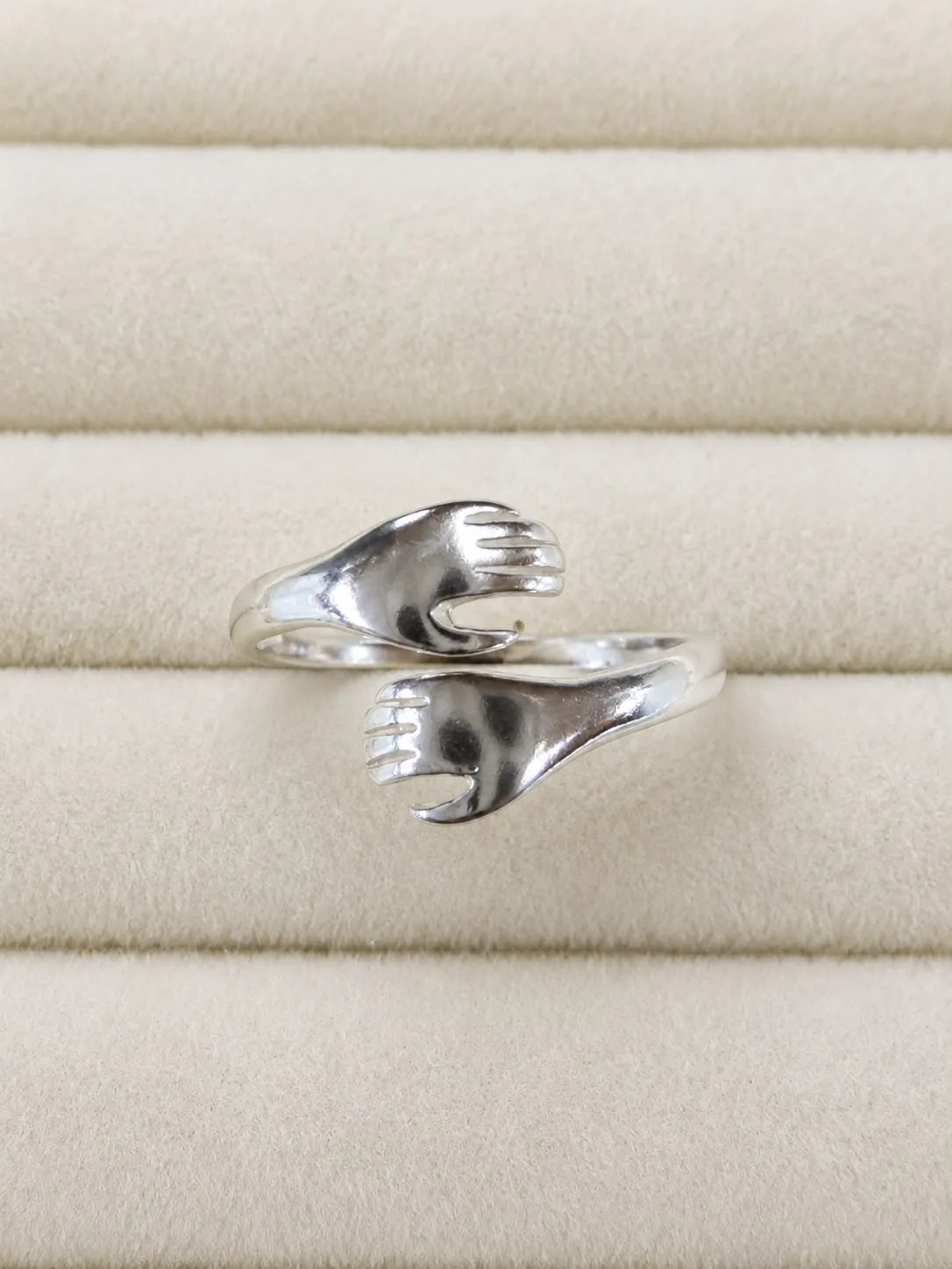 Anillo Abrazo Eterno